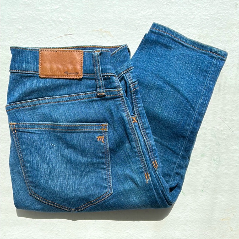 Madewell Roadtripper jeans in Indigo wash, size 26. Great condition!